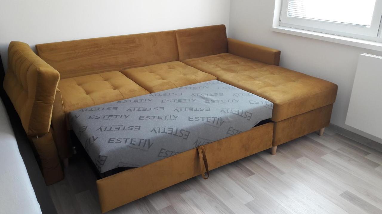 1+1 * Znojmo